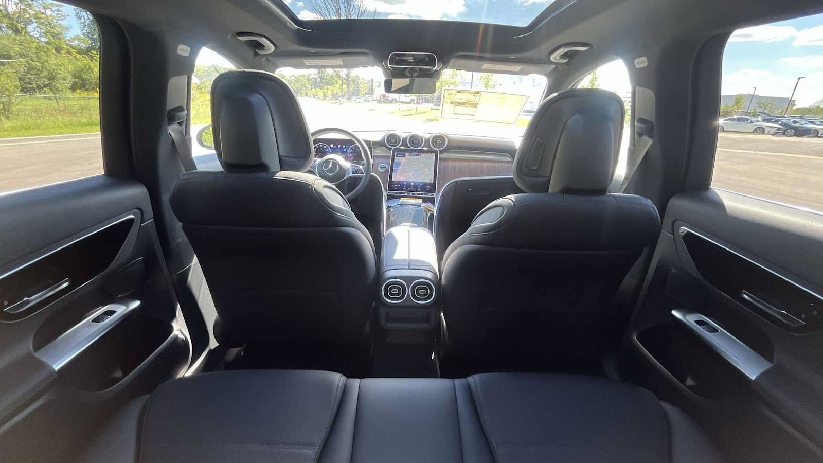 New 2026 Mercedes-Benz GLC 300 4MATIC image 12
