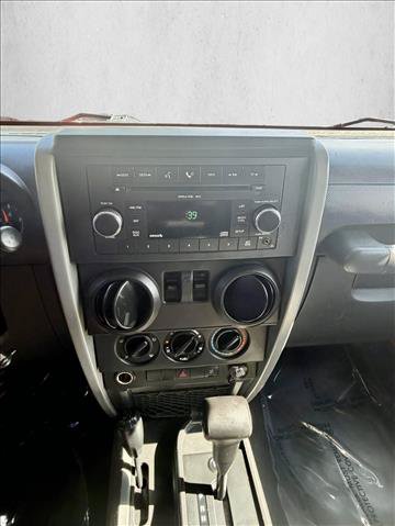 Used 2009 Jeep Wrangler X AWD/4WD image 14
