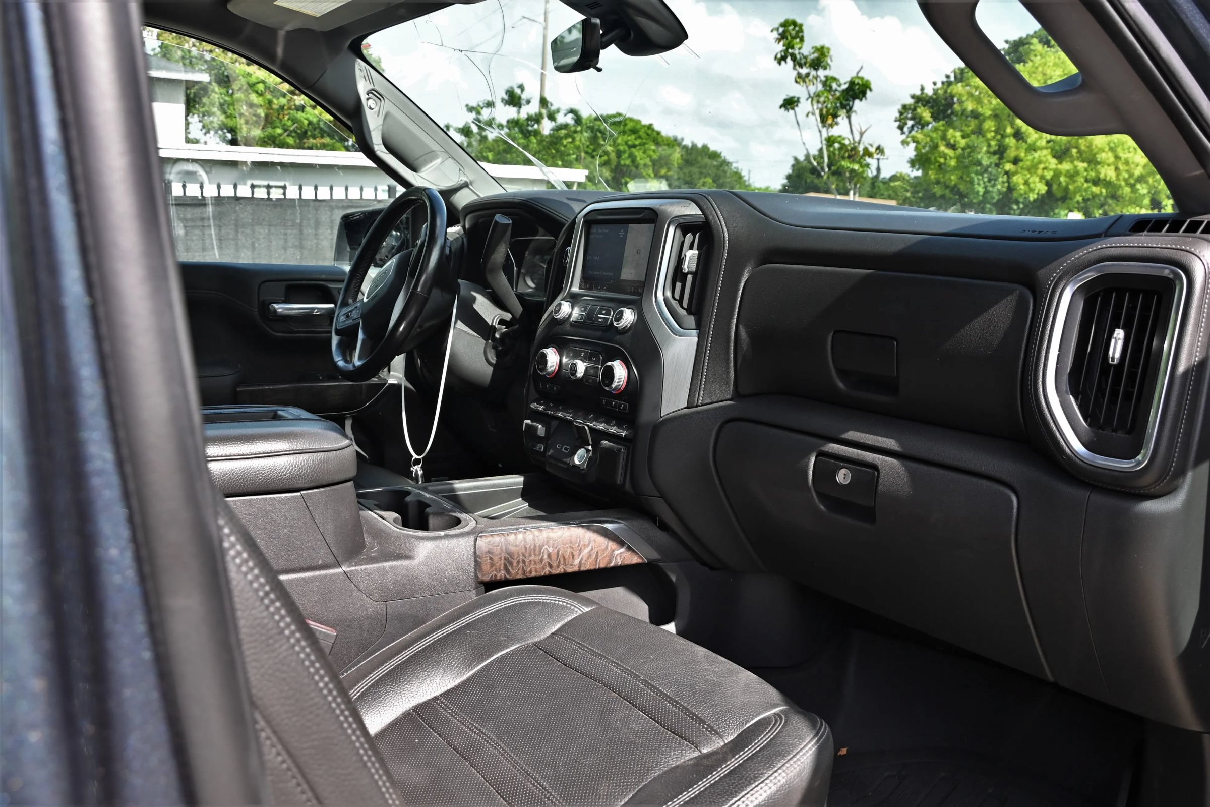 Used 2020 GMC Sierra 1500 Denali w/ Denali Ultimate Package AWD/4WD image 14