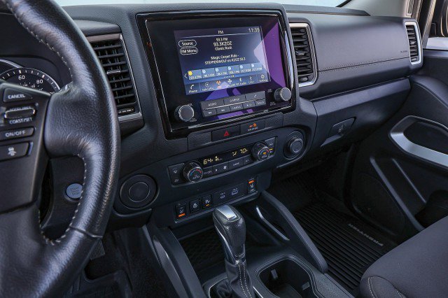 Used 2022 Nissan Frontier SV image 14