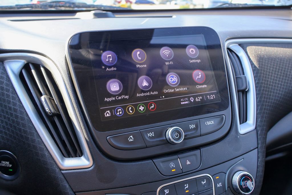 Used 2023 Chevrolet Malibu LT image 3