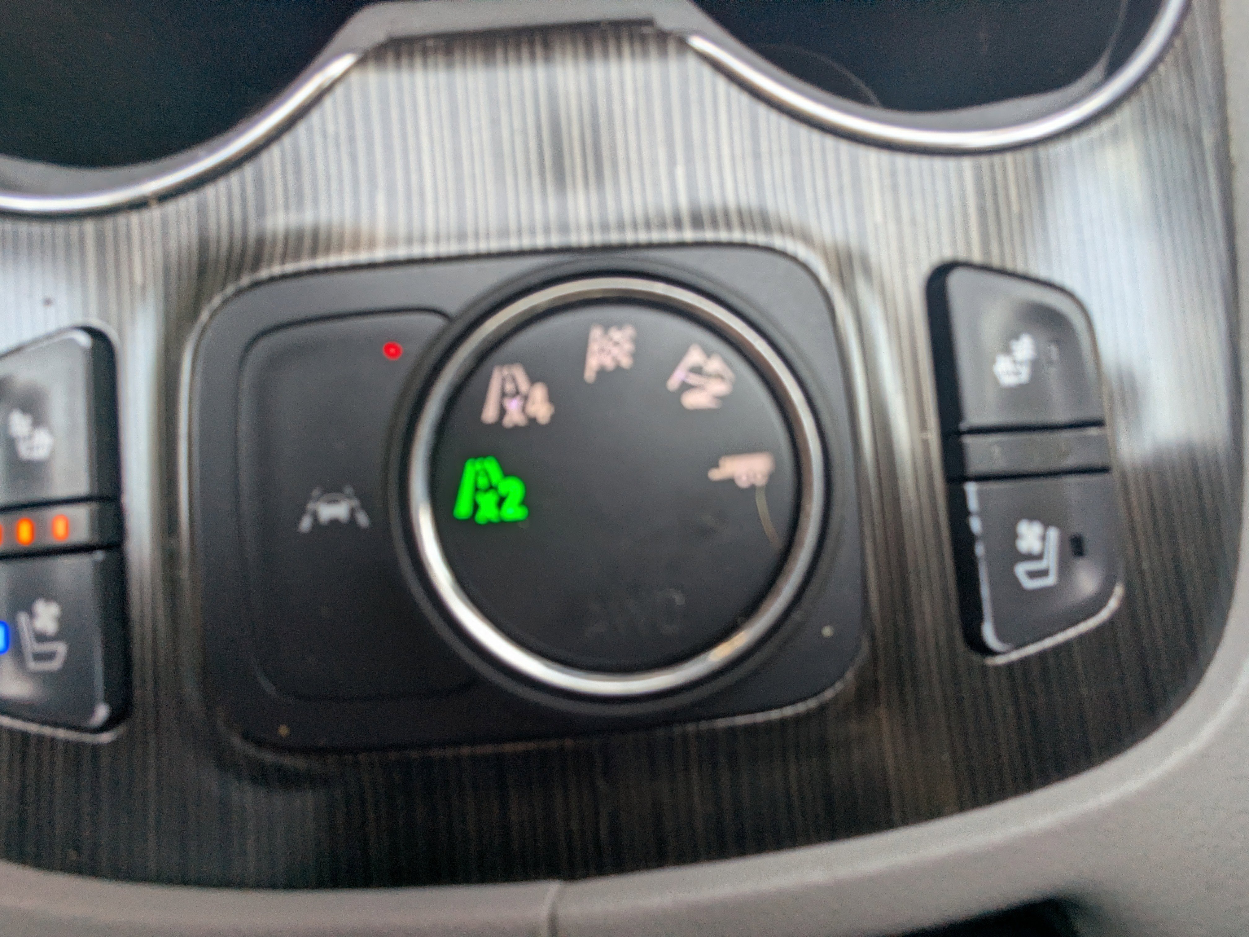 Used 2021 GMC Acadia SLT w/ Premium Package image 32