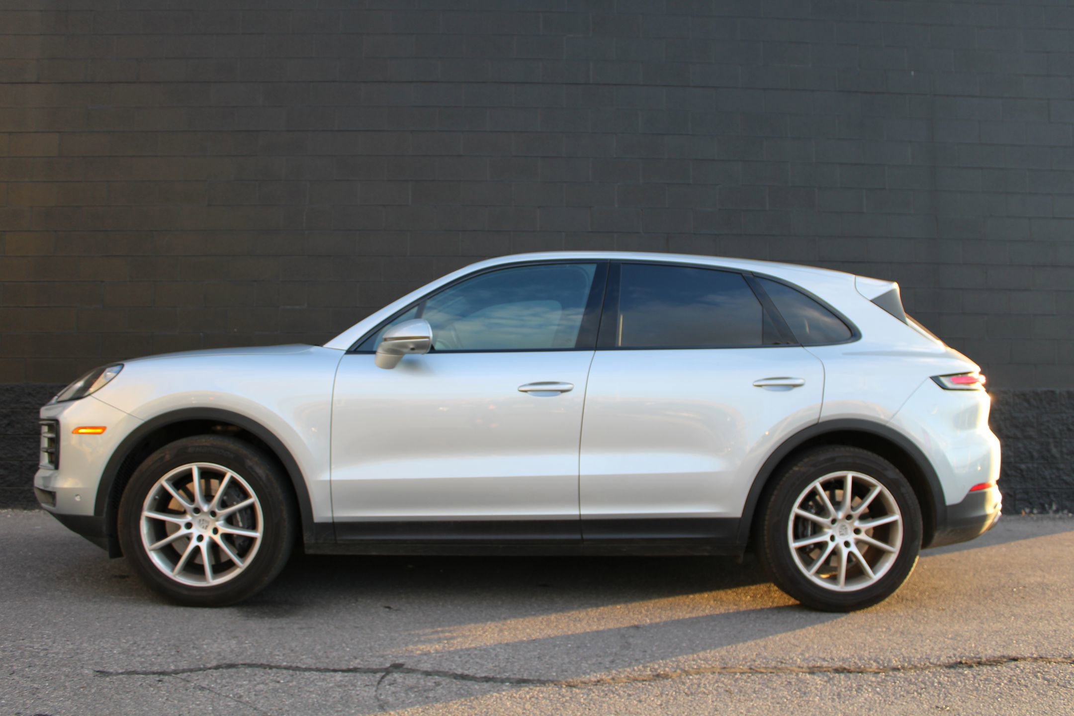 Certified 2024 Porsche Cayenne image 2