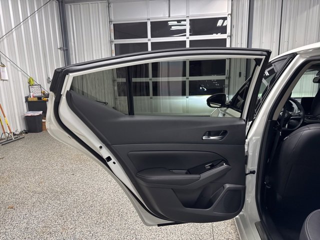 Used 2023 Nissan Altima 2.5 SL image 18