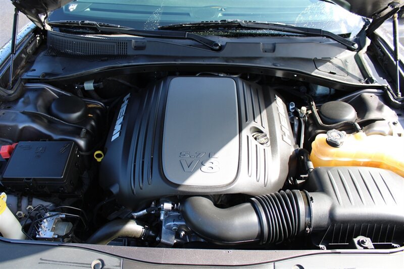 Used 2016 Dodge Charger R/T RWD image 23