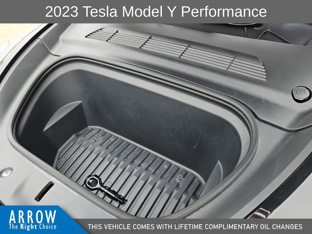 Used 2023 Tesla Model Y Performance AWD/4WD image 15