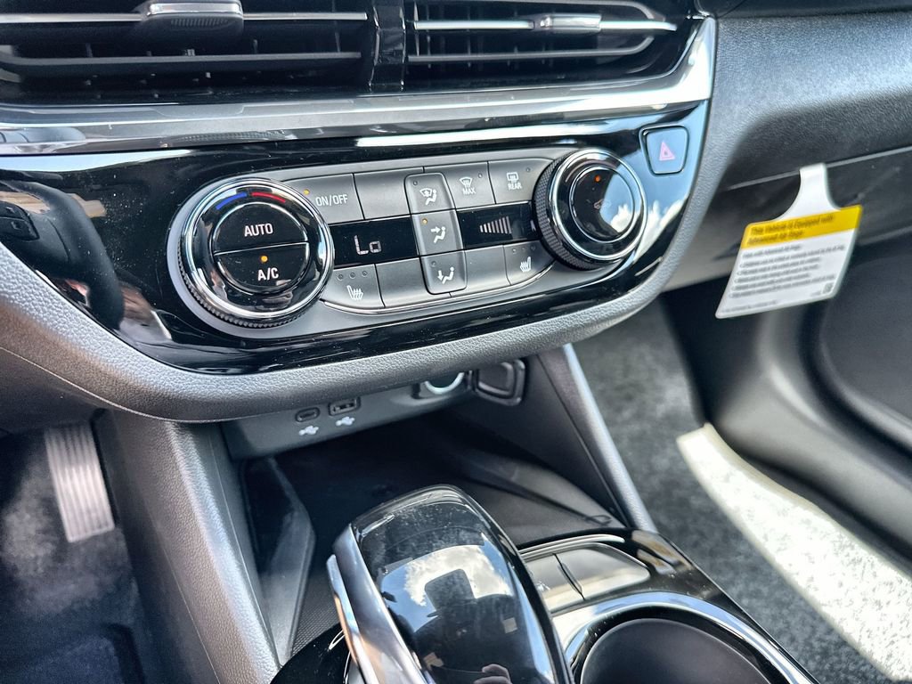 New 2026 Buick Envista Sport Touring w/ Convenience I Package FWD image 27