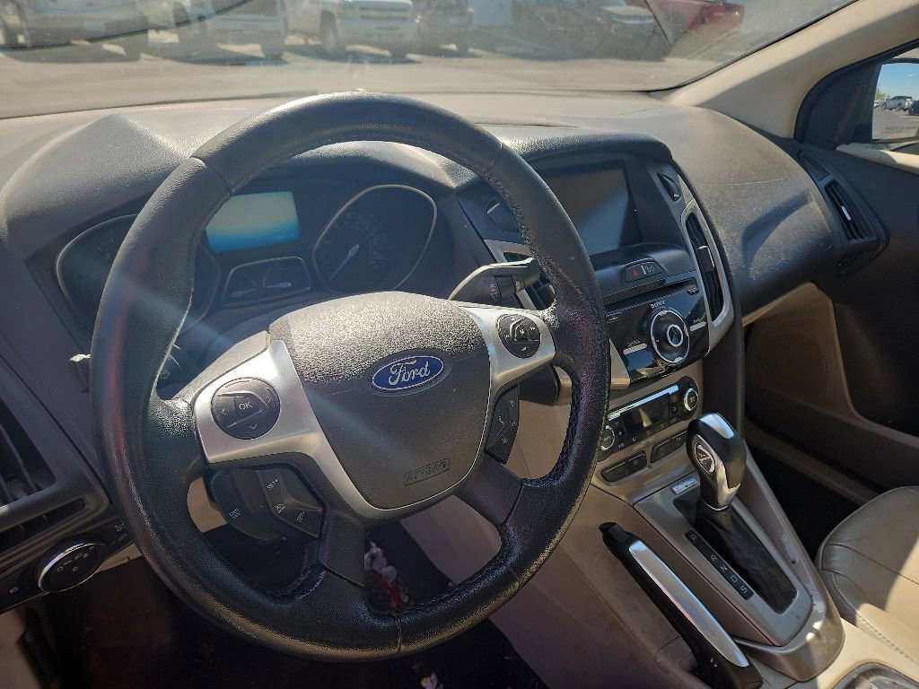 Used 2012 Ford Focus SEL FWD image 13