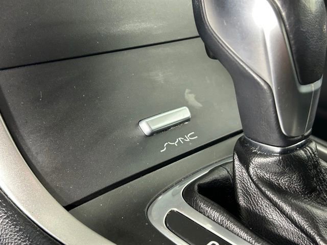 Used 2016 Ford Edge SEL AWD/4WD image 29