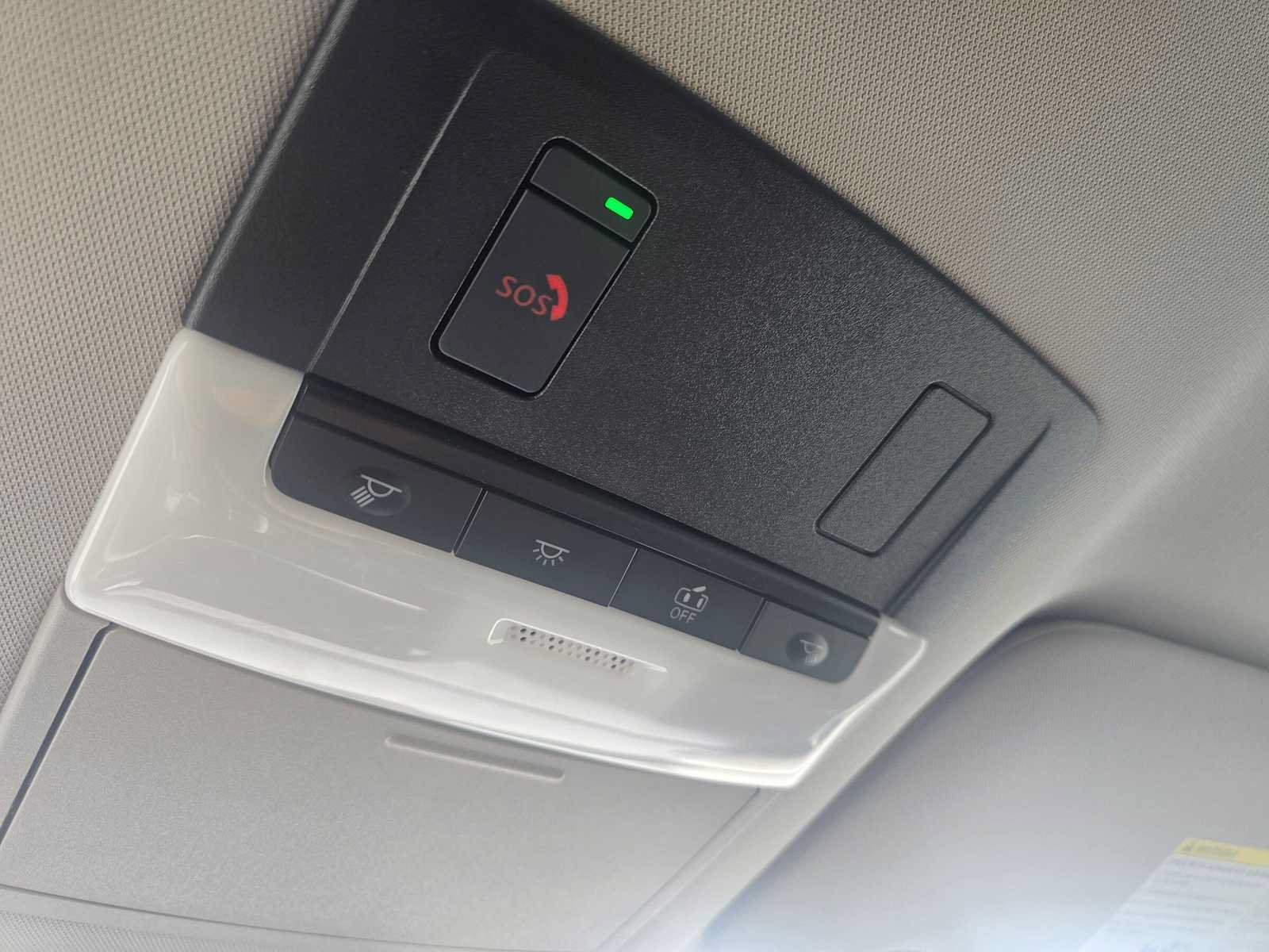 Used 2025 Nissan Pathfinder SL FWD image 34