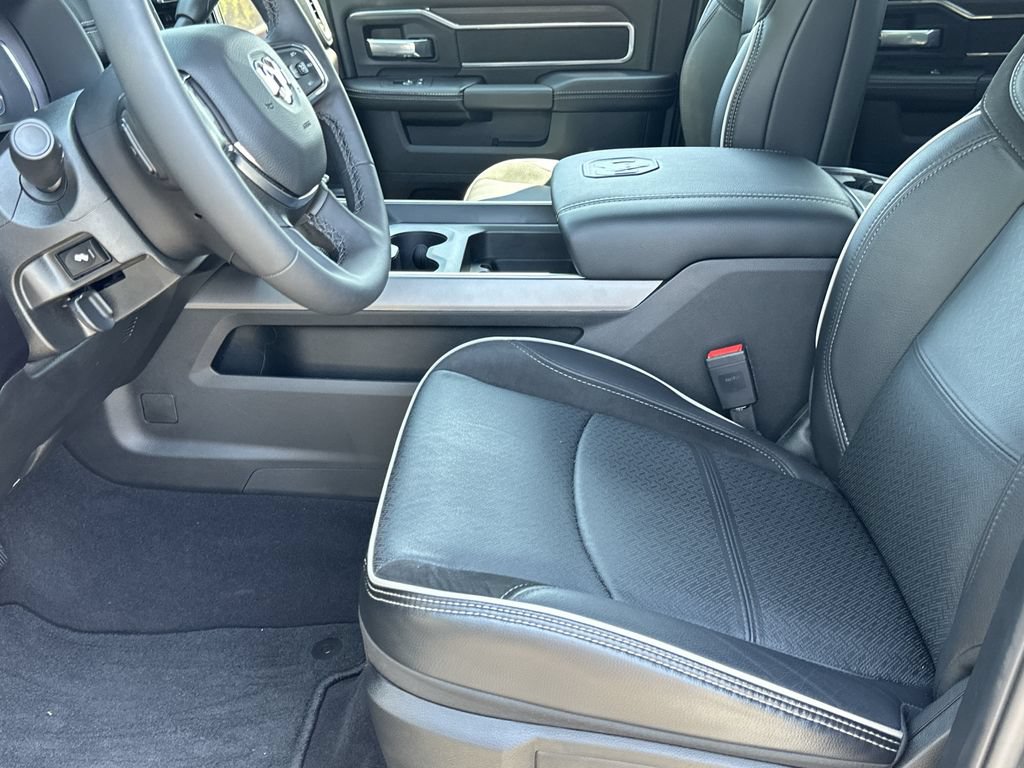 Certified 2025 RAM 2500 Laramie AWD/4WD image 14