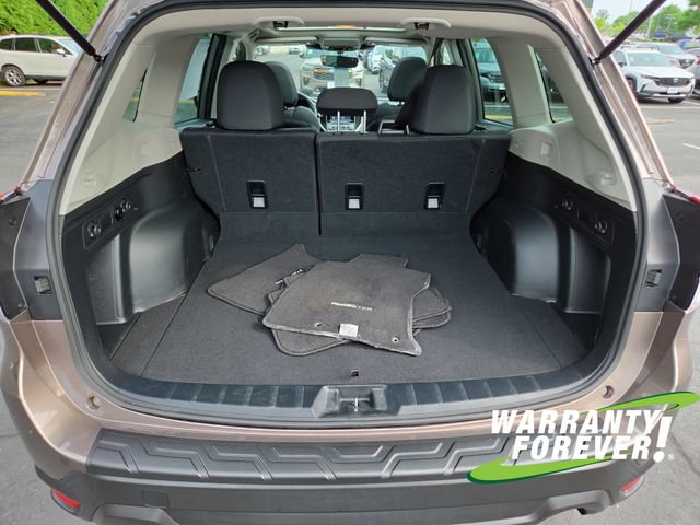 Used 2023 Subaru Forester Premium AWD/4WD image 18