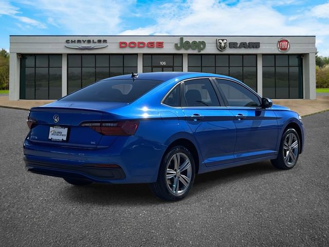 Used 2024 Volkswagen Jetta SE image 28