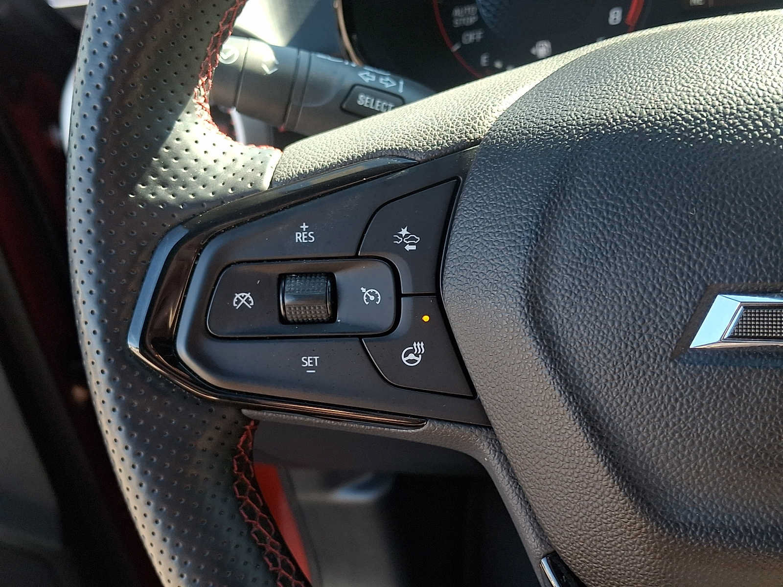 Used 2024 Chevrolet Trax RS w/ Driver Confidence Package FWD image 20