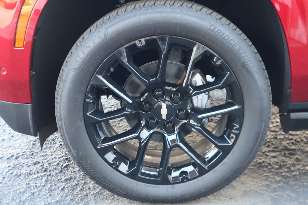 New 2026 Chevrolet Suburban High Country RWD image 22