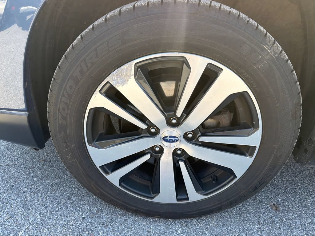 Used 2019 Subaru Outback 2.5i Limited AWD/4WD image 10