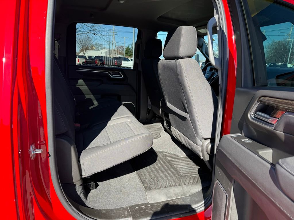 Used 2025 Chevrolet Silverado 2500 LT w/ Convenience Package AWD/4WD image 14