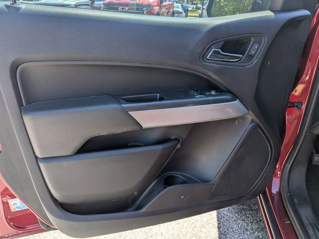 Used 2018 Chevrolet Colorado LT image 13