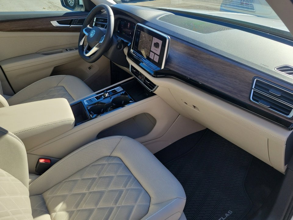 New 2026 Volkswagen Atlas SEL Premium R-Line image 28