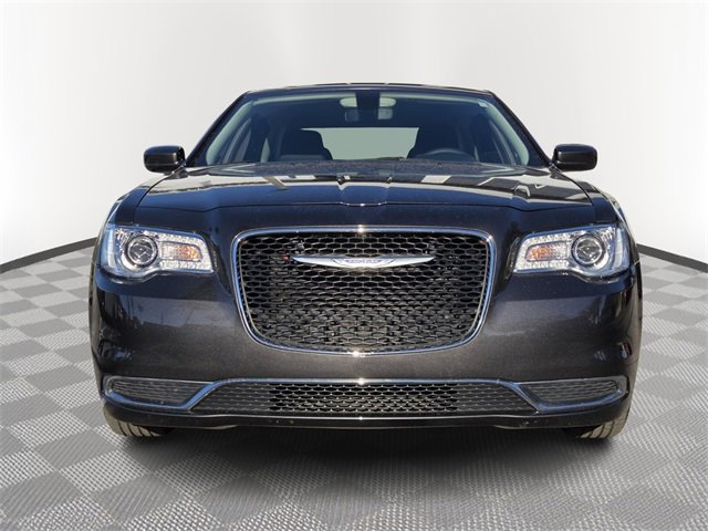 Certified 2023 Chrysler 300 Touring image 8