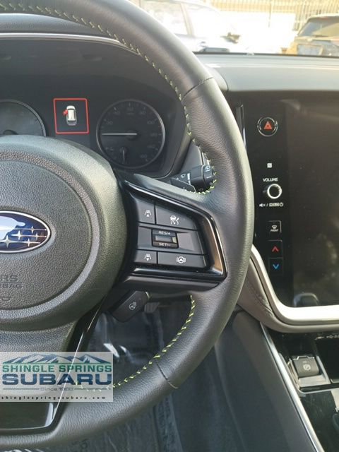 Certified 2025 Subaru Outback Onyx Edition AWD/4WD image 46