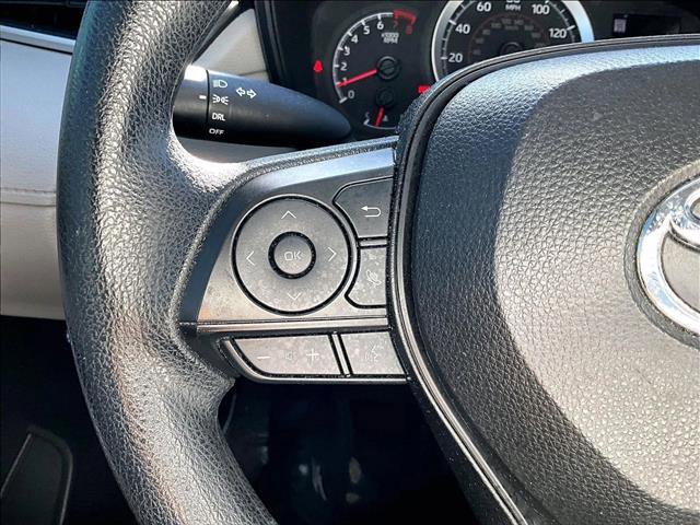 Used 2022 Toyota Corolla Cross L image 19
