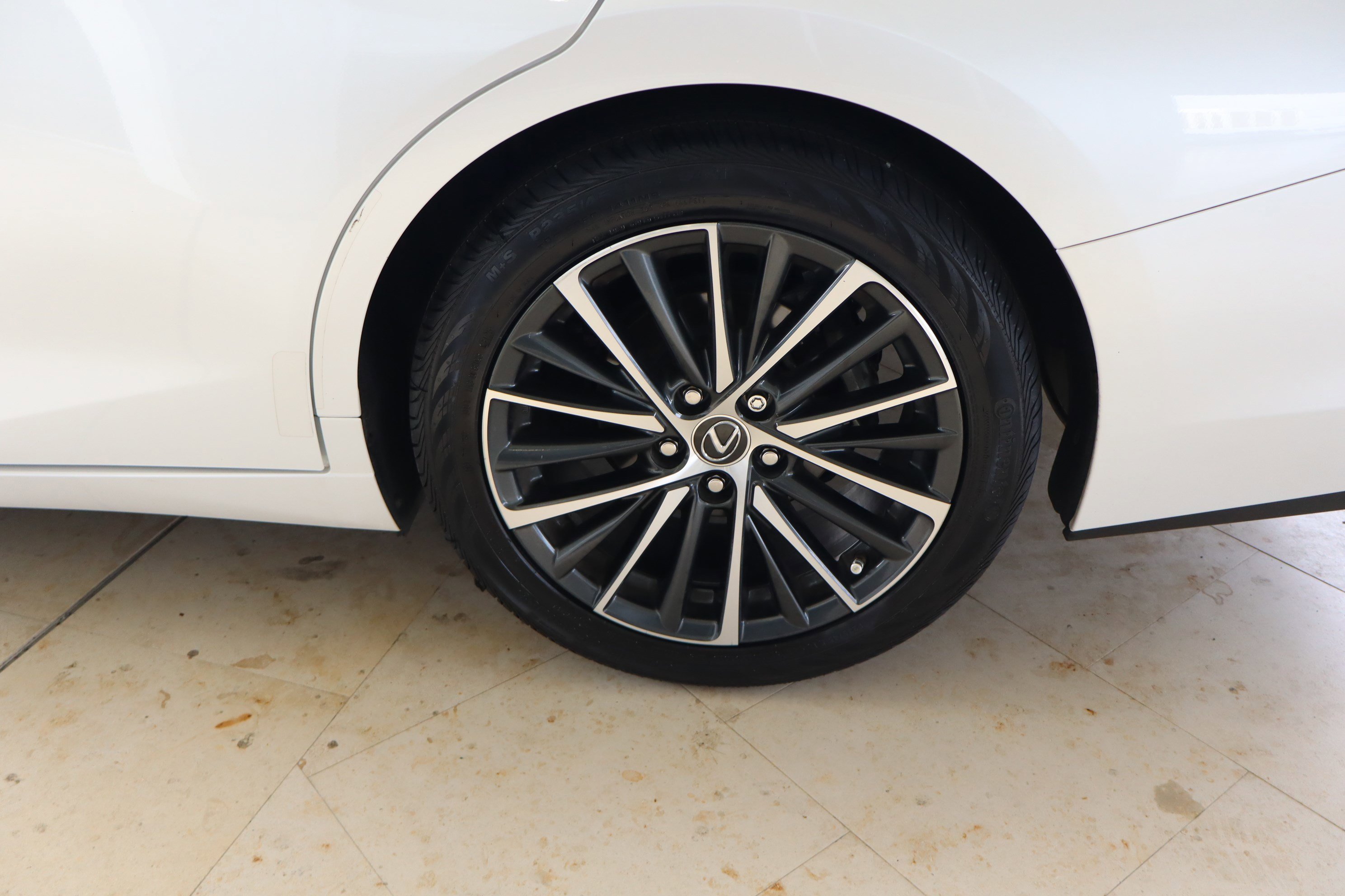 Used 2022 Lexus ES 350 w/ Premium Package image 38