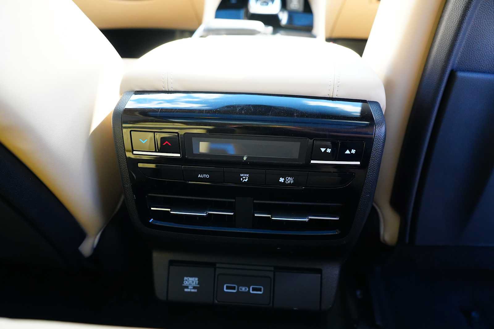Used 2024 Acura MDX w/ Technology Package AWD/4WD image 33