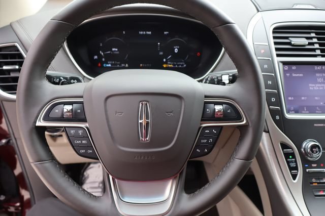 Used 2020 Lincoln Nautilus FWD w/ Equipment Group 101A image 32