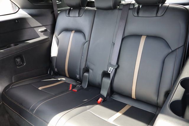 Used 2024 MAZDA CX-90 Plug-In Hybrid w/ Premium Plus image 18