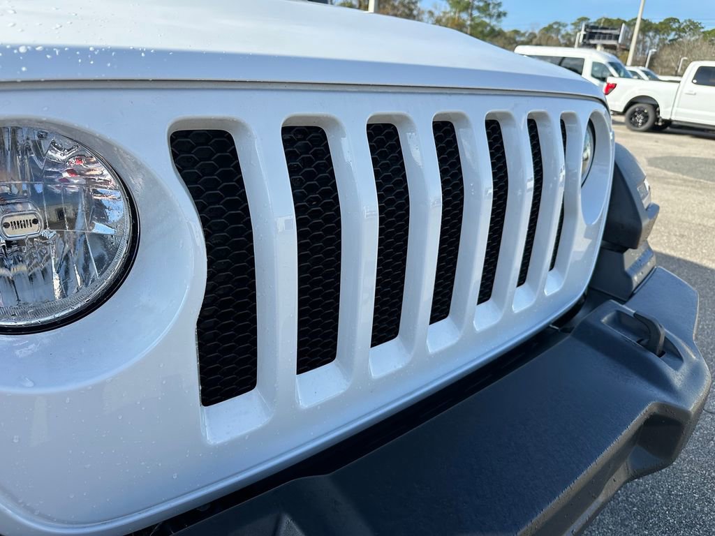 Used 2021 Jeep Wrangler Sport image 21