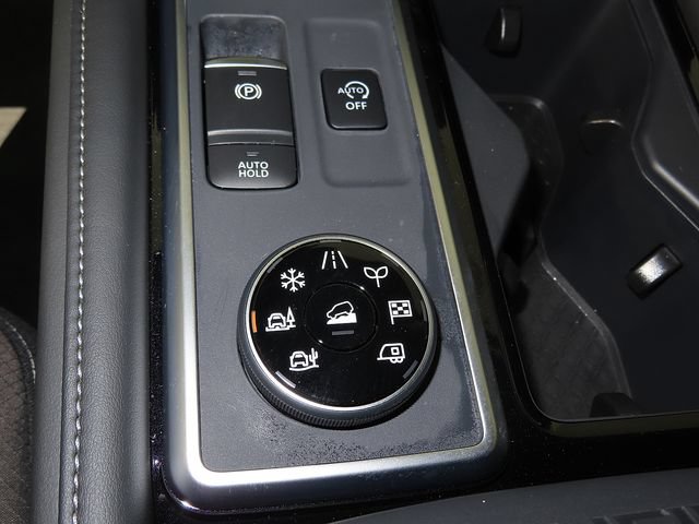 New 2026 Nissan Pathfinder SL AWD/4WD image 18