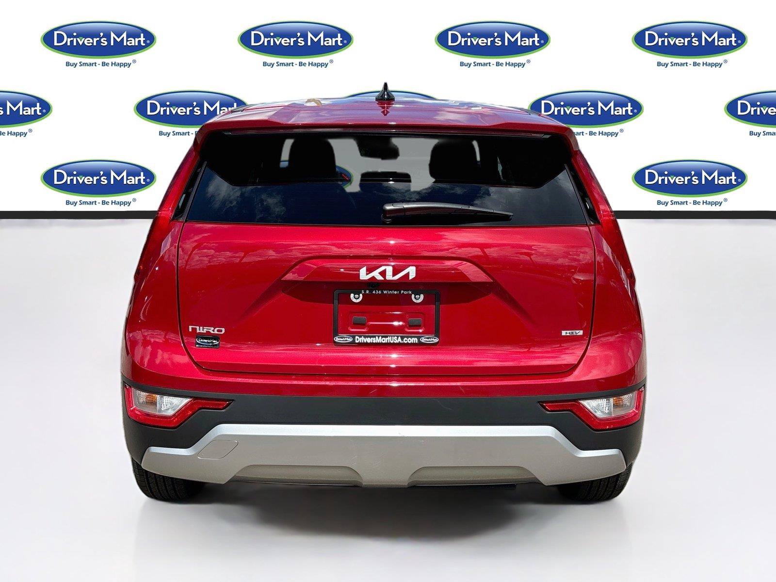 Used 2025 Kia Niro LX FWD image 6