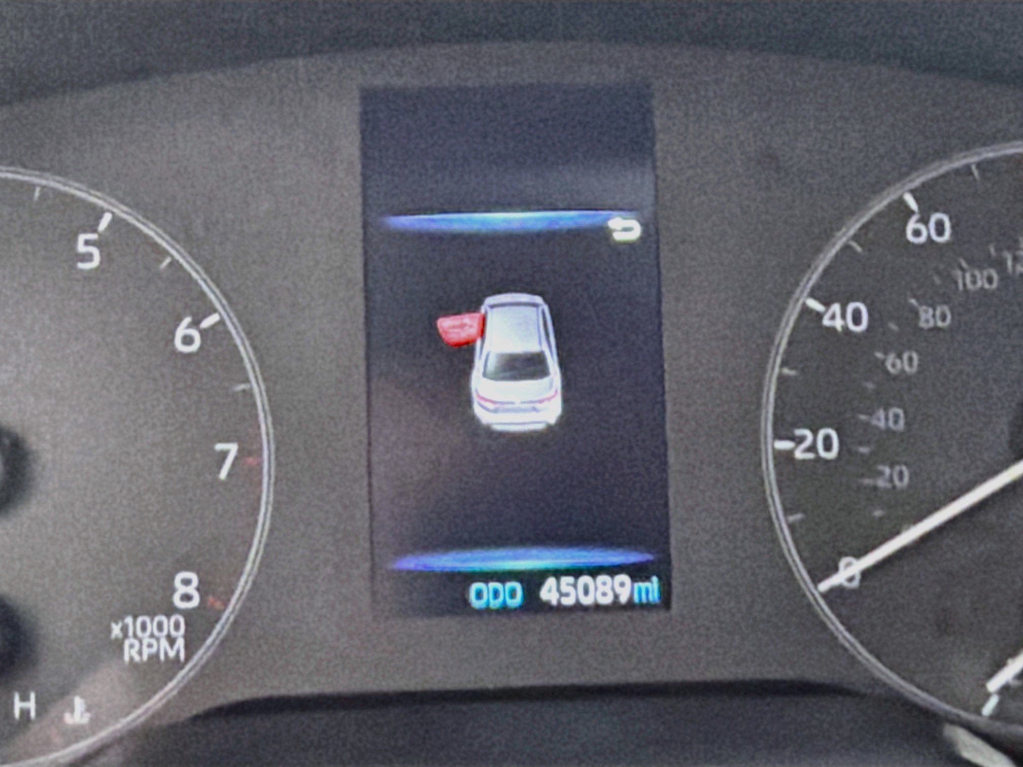 Used 2025 Toyota Corolla LE FWD image 18
