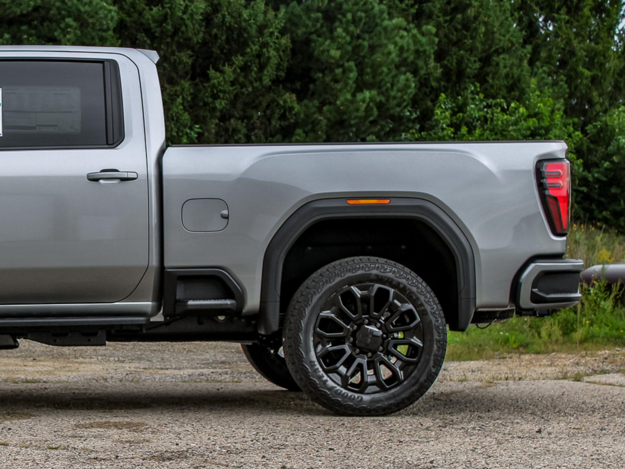 New 2026 GMC Sierra 2500 AT4 w/ AT4 Premium Plus Package AWD/4WD image 35
