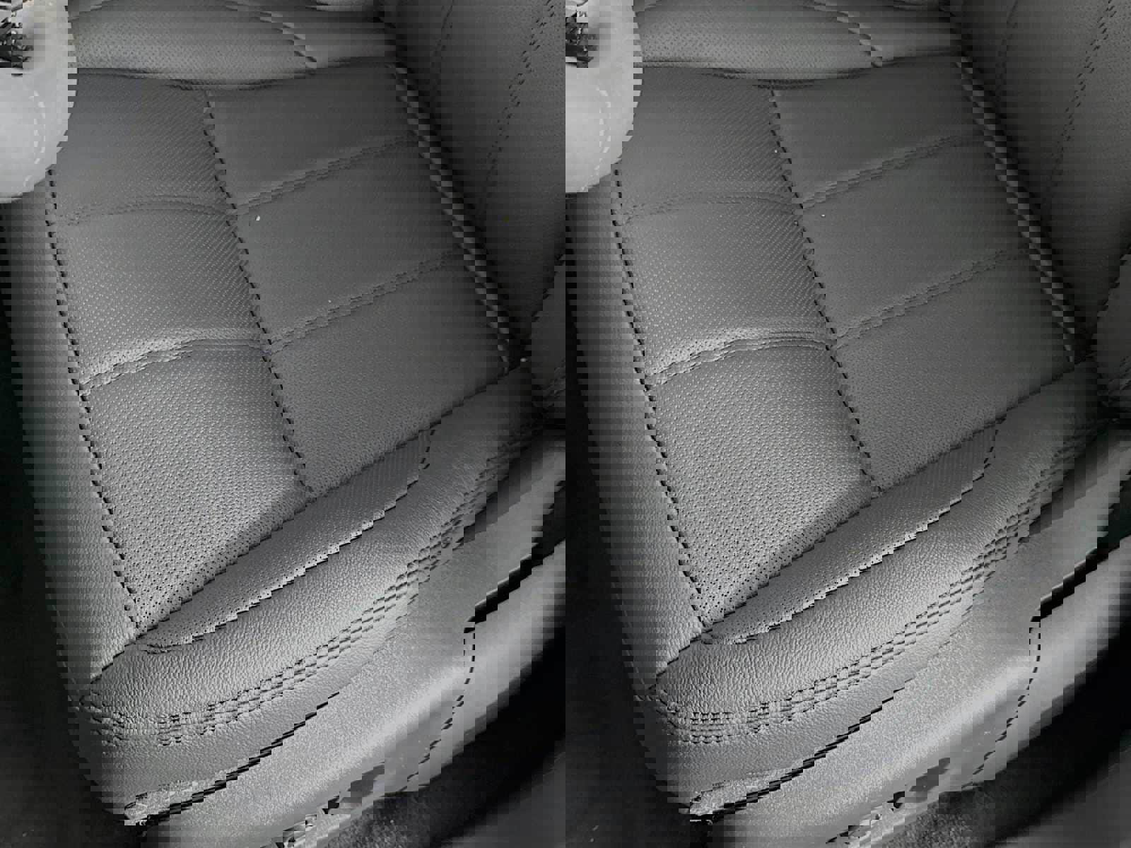 New 2026 Land Rover Range Rover Evoque S image 19