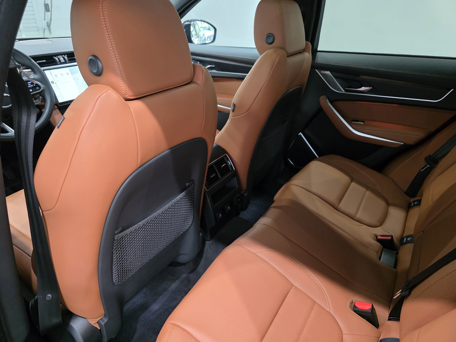 New 2026 Jaguar F-PACE R-Dynamic S image 12