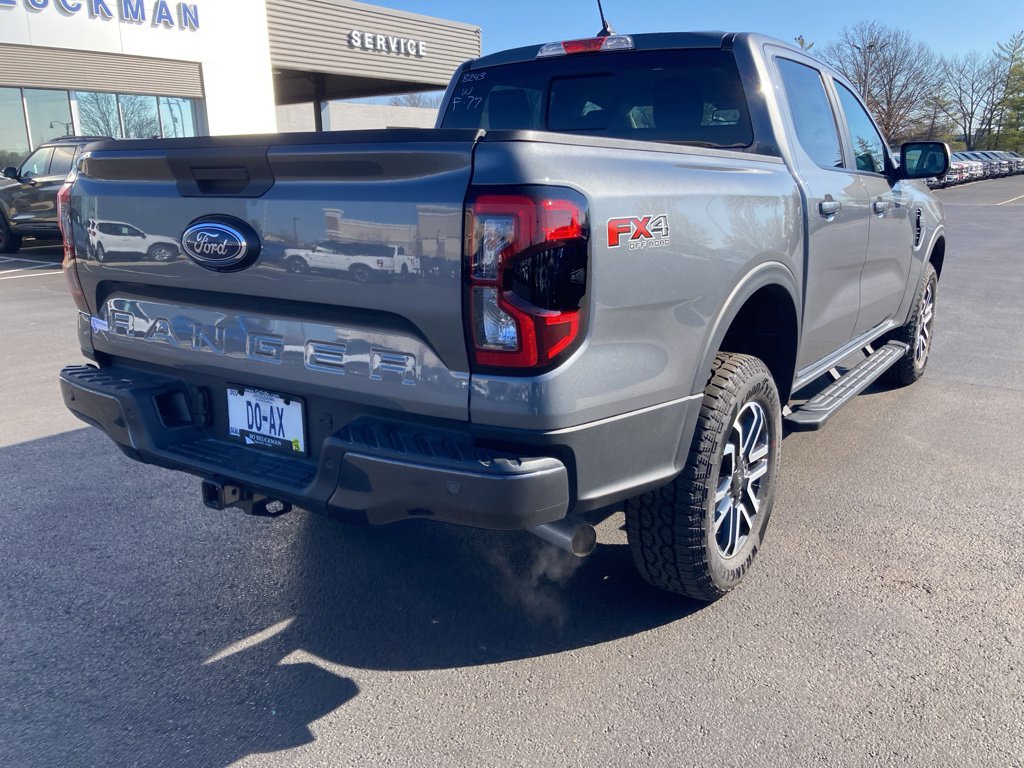 Used 2025 Ford Ranger Lariat w/ FX4 Off-Road Package image 10