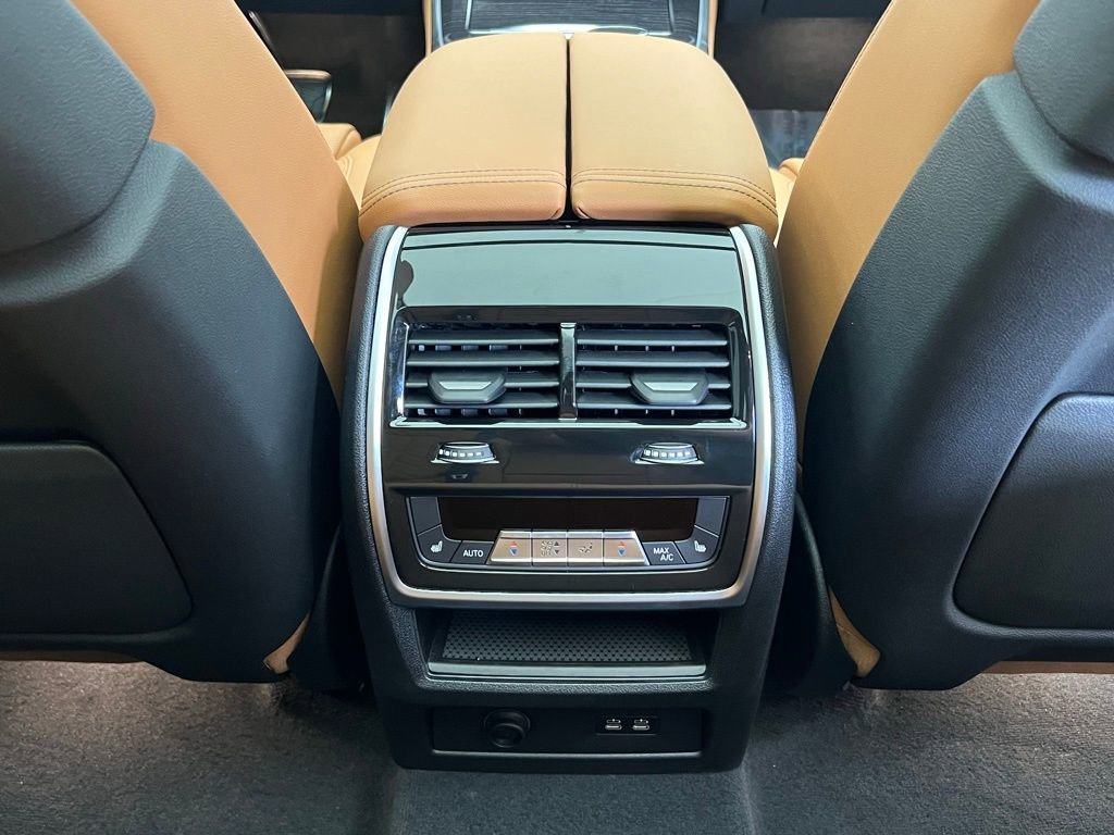 New 2026 BMW X5 xDrive40i w/ M Sport Package image 9