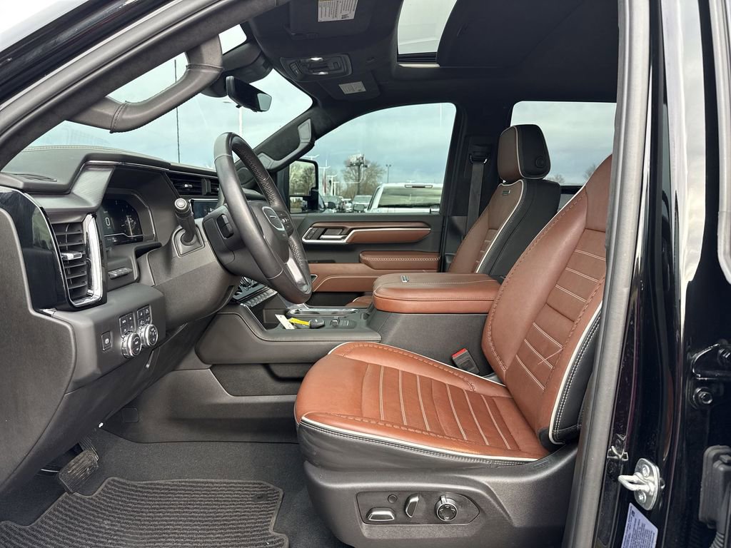 Certified 2025 GMC Sierra 2500 Denali Ultimate w/ Max Trailering Package AWD/4WD image 26