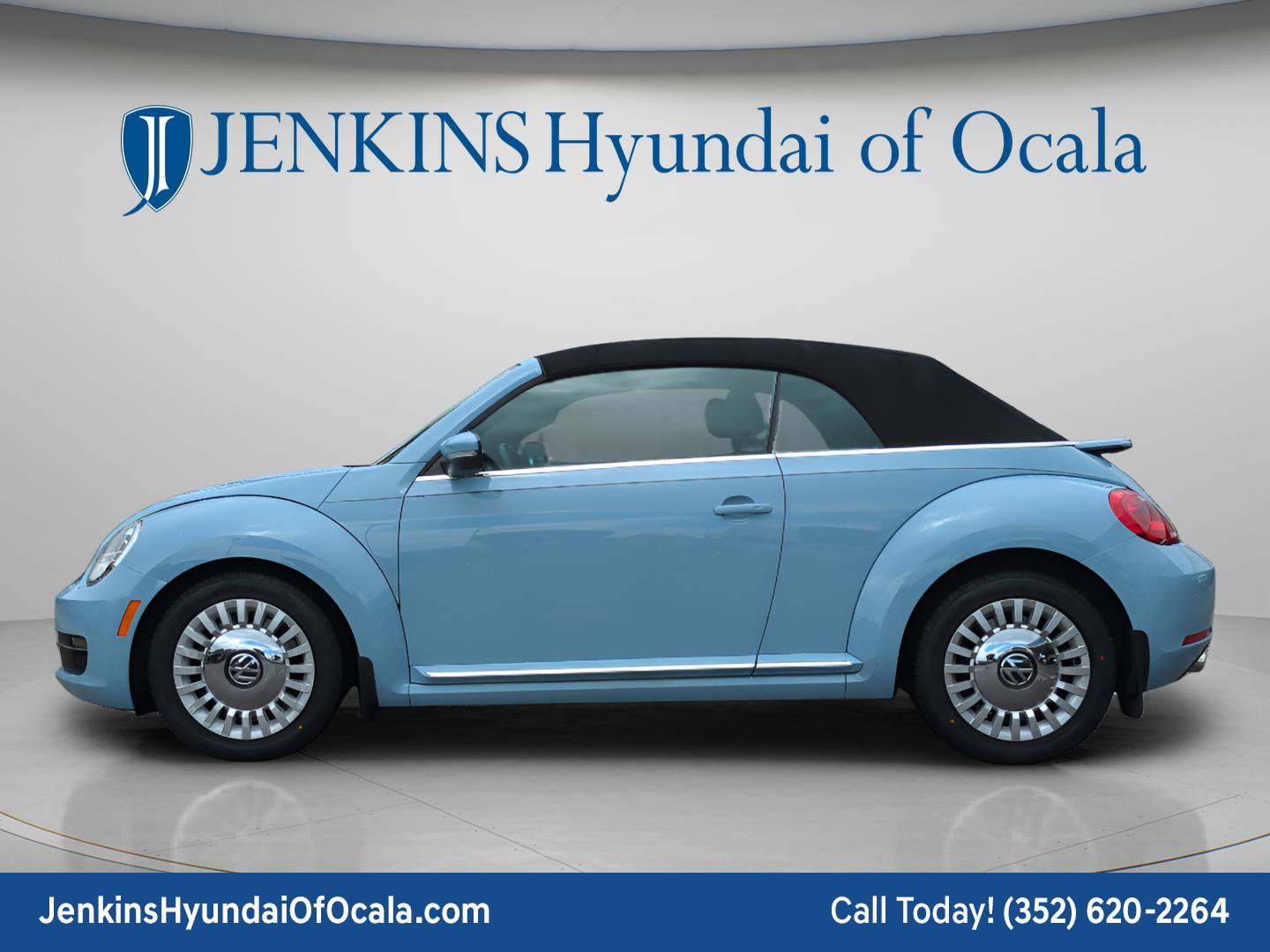 Used 2013 Volkswagen Beetle 2.5 FWD image 6