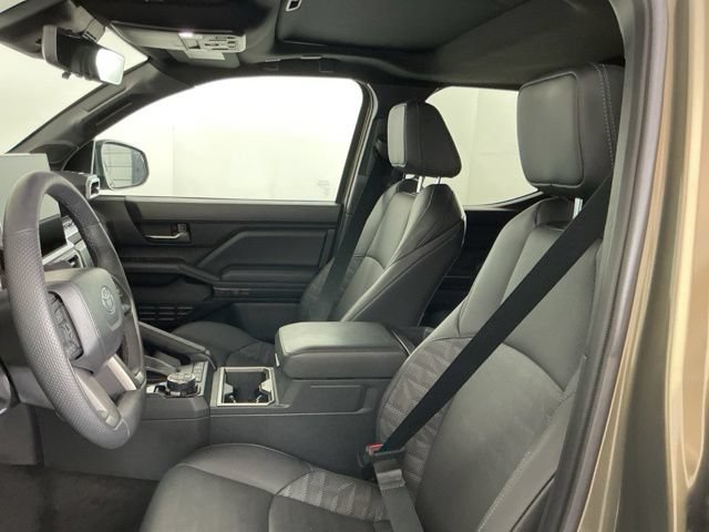 Used 2024 Toyota Tacoma TRD Off-Road w/ TRD Off Road Premium Package AWD/4WD image 15