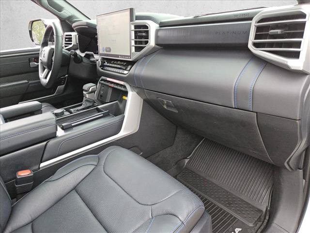 Used 2024 Toyota Sequoia Platinum AWD/4WD image 22