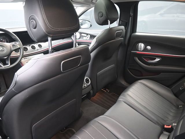 Used 2018 Mercedes-Benz E 300 image 10