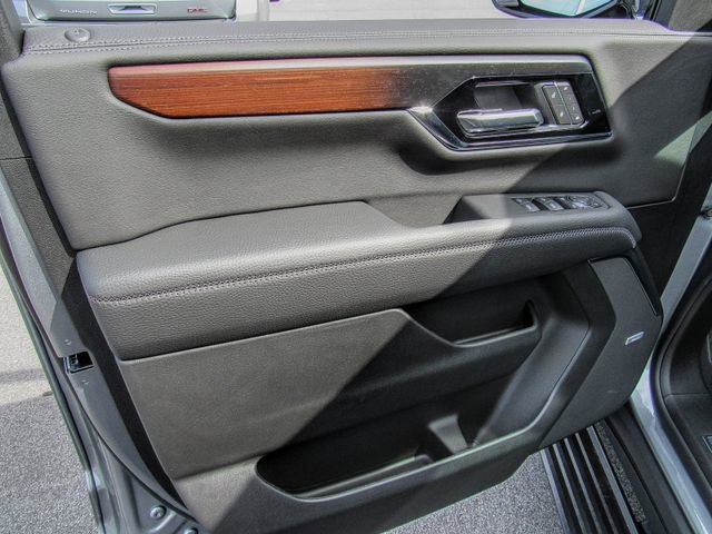 New 2026 GMC Yukon Denali w/ Sun & Power Step Package image 13