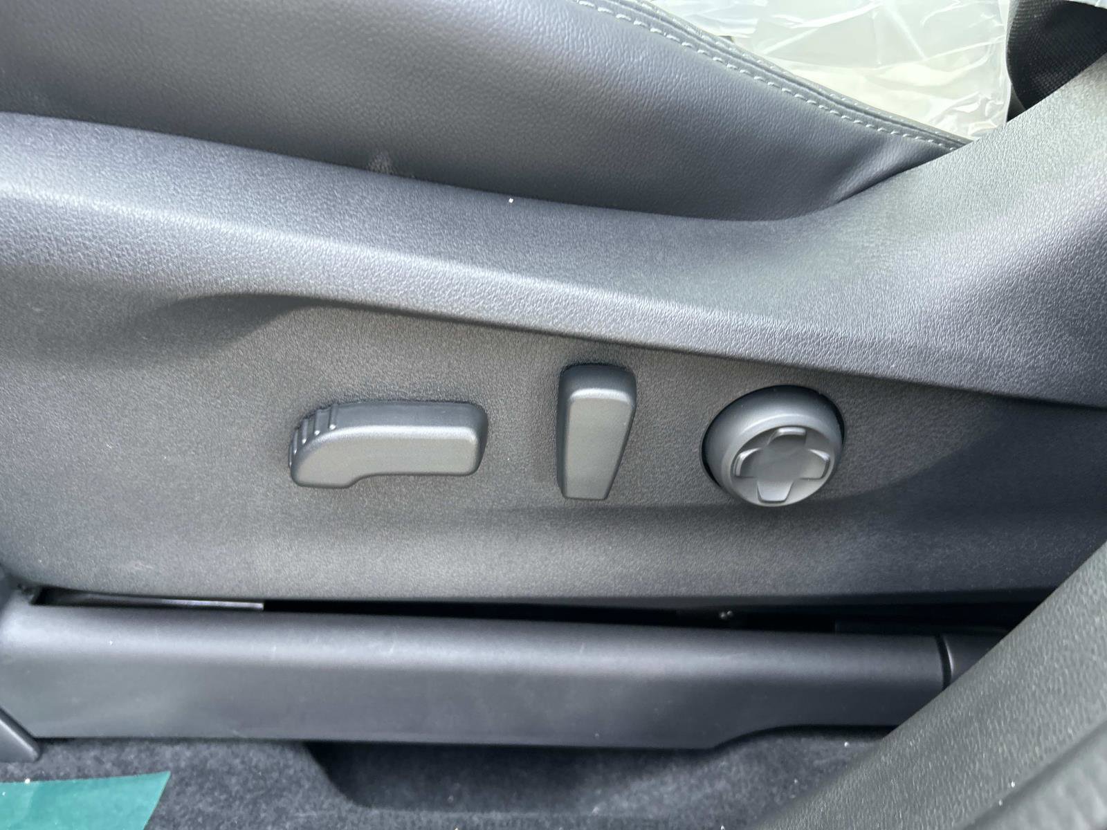 New 2025 Subaru Ascent Touring image 11