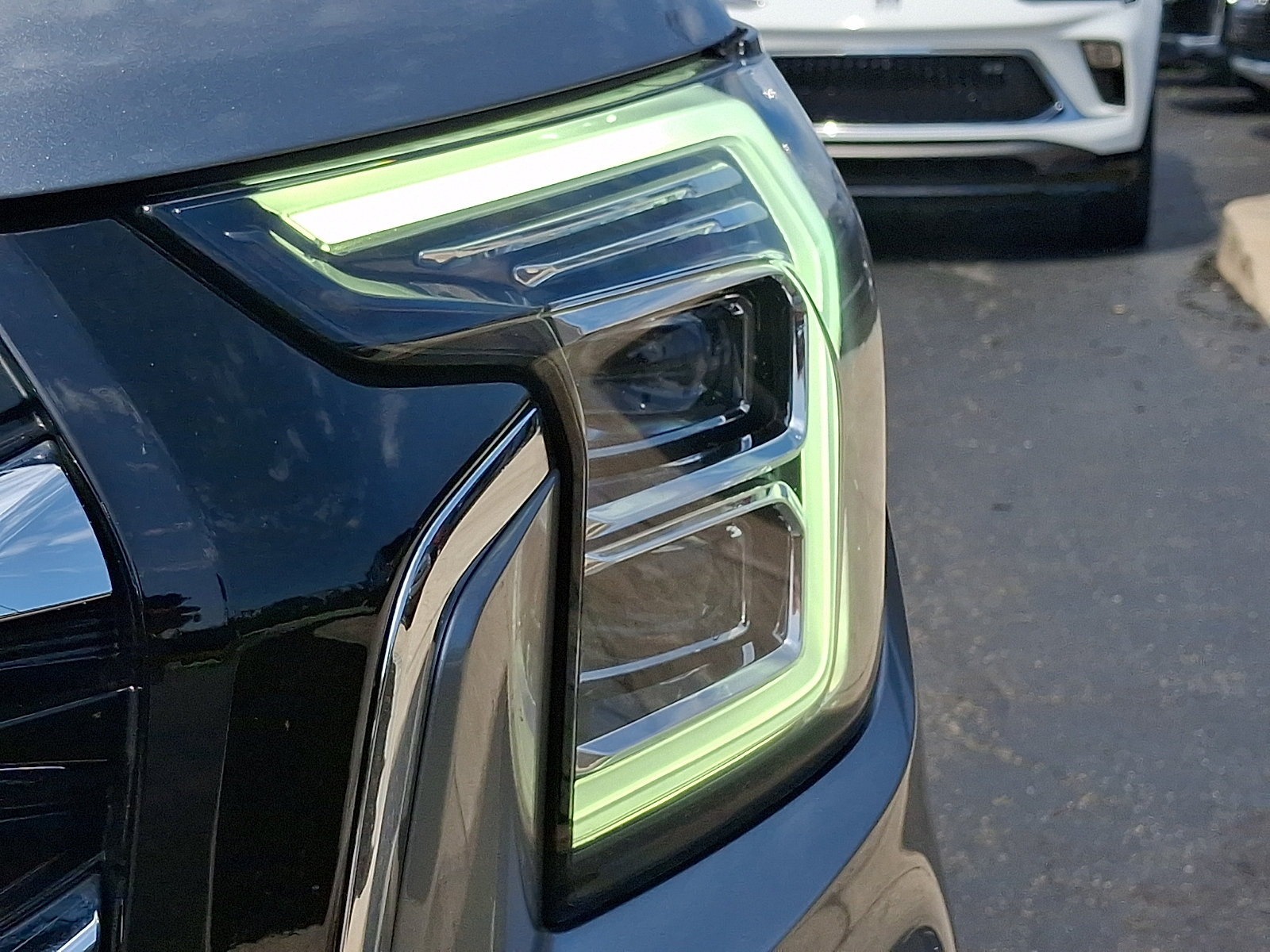 Used 2025 GMC Terrain Elevation AWD/4WD image 9