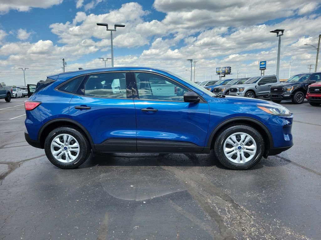 Certified 2022 Ford Escape S FWD image 3