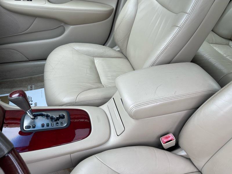 Used 2002 Lexus ES 330 FWD image 31