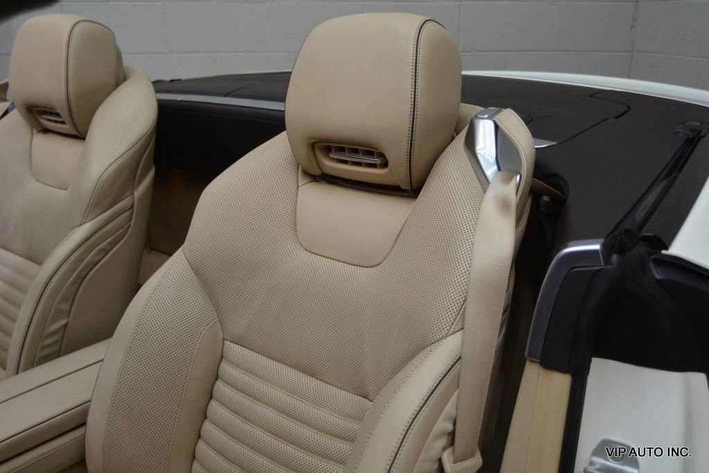 Used 2014 Mercedes-Benz SL 550 image 17